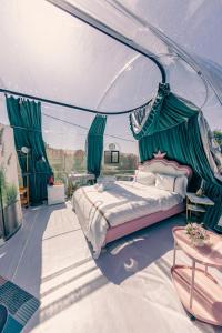 J&L Glamping