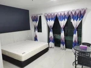 Marina Island Couple Home Stay - Kampong Batu Gajah