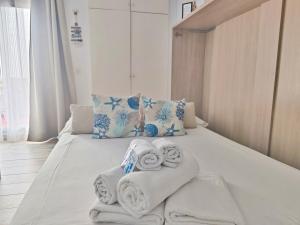 BENALBEACH Estudio Premium