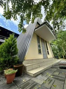 FARMHOUSE MANKULAM, MUNNAR by STAY UNIK - Viripara