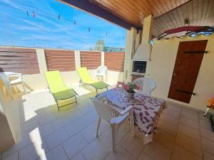 Charmante maison 2 pièces cabine, terrasse, BBQ, parking privé, proche plage - Marseillan - FR-1-326-562