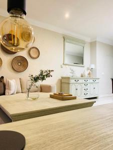 Two bedroom apartment in Sandton 2,5km from Sandton city