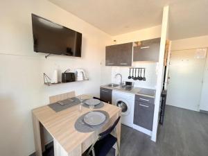 Studio cosy à deux pas de la mer 2LAMP36