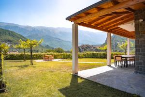 Bujtina Lumo Entire Lodge swimming pool