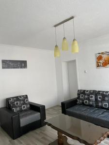 Lake City Apartment