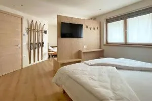 Alpine Rooms and Suites Livigno - Camana Noa - - Zernez