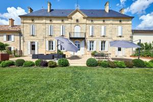 Villas NEW! 5 star classified Deluxe Wine Estate : photos des chambres