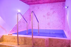 Casa Acogedora con Piscina - House Rouse 14