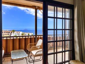 Seaside apartment with a sea view