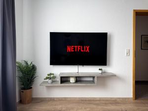 110qm - 4 Zimmer - privat Parkplatz - zentral - Balkon - MalliBase Apartments