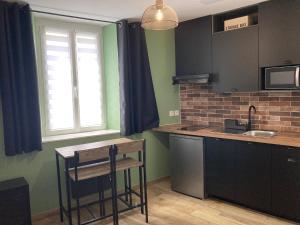 Le COCON STUDIEUX - Studio tout équipé- Quartier Lahitolle