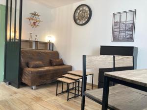 Le COCON STUDIEUX - Studio tout équipé- Quartier Lahitolle