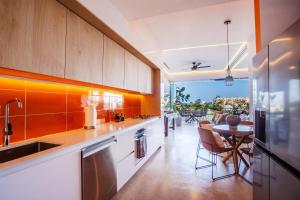 Iconic Rooftop, Bar and Gym, Luxe 2 BR at Soho PV