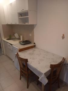 Entire comfortable apartment 2