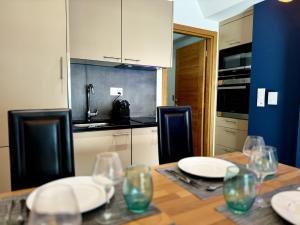 Close to Lake & Chillon Castle, New & Comfortable