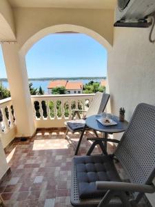 Studio apartman Dolin