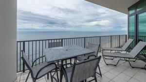 The Oasis 2103 formerly Phoenix West II 2103 condo