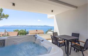 Beautiful Apartment In Novi Vinodolski 