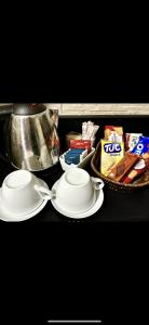 شقه فندقيه فاخره جديده بالكامل