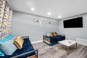 Cozy 1BR King Bed with Pool and Free Park