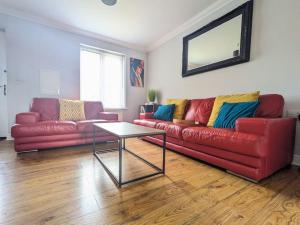 Perfect, 2 bed, modern home