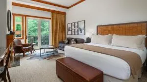 1117 Lodge At Spruce Peak Ski In Ski In Ski Out King Studio - Cambridge