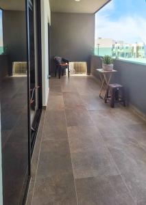 Luxusphere with gym, pools and rental vehicle