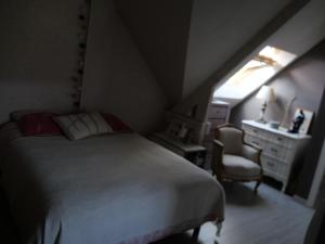 B&B / Chambres d'hotes un oasis de quietude belle chambre 22m2 : photos des chambres