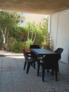 Seaside Serenity in Komi Beach!