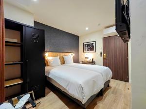 Hotels Hotel Acadie Eragny : Chambre Lits Jumeaux Supérieure