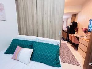 Casa del Castillo2 at Fame Residences near Shang-rila