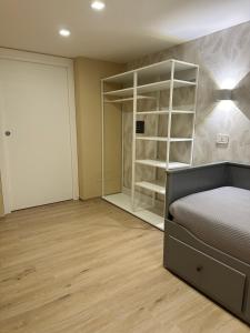 Beata Elia Loft