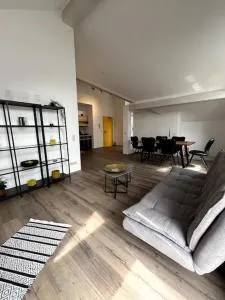 Moderne Wohnung mit Dachterrasse - 大乌姆斯塔特