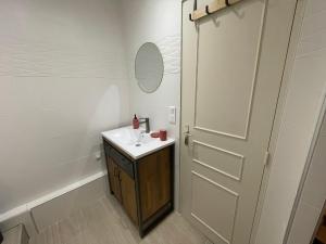 Appartements Appartement de Charmes 2 Personnes Le Puy en Velay : photos des chambres