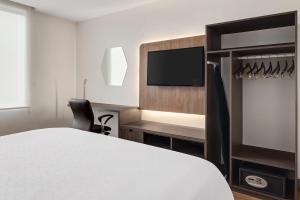 Holiday Inn Express San Jose Forum by IHG