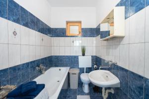 Apartment Villageway