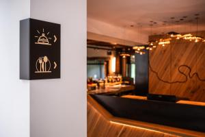 Hostellerie La Claire Fontaine, Logis hôtels & Spa