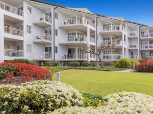 The Pool Resort Kingscliff - 1BR with Hinterland Views (5312) - Holiday Management Co.