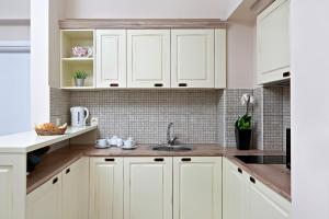 White Rock Castle Suite Hotel & SPA