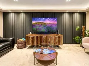 Sheffield Detached Charming 4bd Home - Orgreave