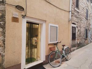 Holiday house with a parking space Pag - 19852 