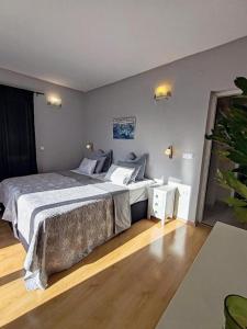 Family friendly house with a swimming pool Stanici, Omis - 22998