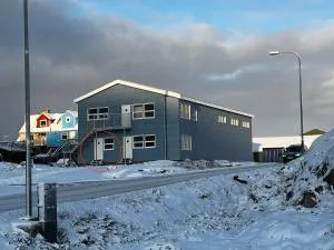 Whaletours Apartments nr 2 - Qeqertarsuaq
