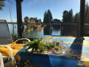 Lakefront retreat house - П'юаллуп