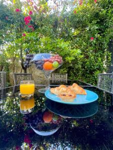 Exclusive Luxury Villa with S-pool & Garden