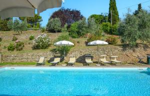 Gorgeous Home In Capolona img12