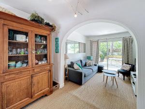 Maisons de vacances Jolie maison a 400m de la plage, proche centre-ville, avec terrasse et wifi gratuit - FR-1-361-55 : photos des chambres