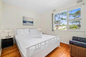 On Collingwood Beach - Upstairs Apartment