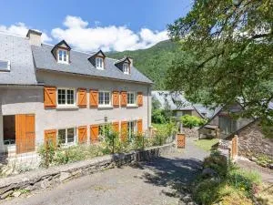 Maison typique 10 pers. avec Wifi, jardin et terrasse, à 5 min de Loudenvielle - FR-1-695-58 - Génos