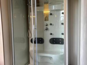 Maison Bourgeoise 1830 avec Spa et Jeux, Animaux Acceptés - FR-1-489-541